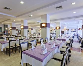 Rose Resort Hotel - Antalya - Restaurant