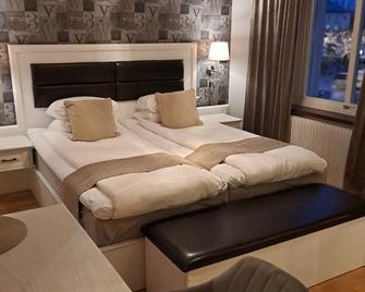 Hotell Rådhuset - Lidköping - Bedroom