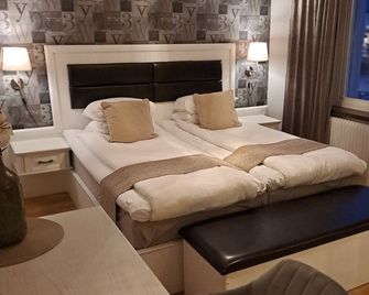Hotell Rådhuset - Lidköping - Bedroom