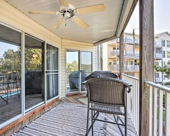 Beach And Pool Access Lake of The Ozarks - Osage Beach - Balcony