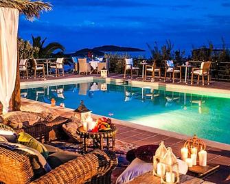 Vigles Sea View, Philian Hotels And Resorts - Scíathos - Piscina