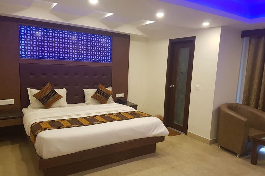 هوتل هامرز إنترناشونال - موسوري - غرفة نوم