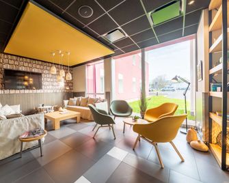 Campanile Annemasse Est Findrol Chal - Fillinges - Lounge