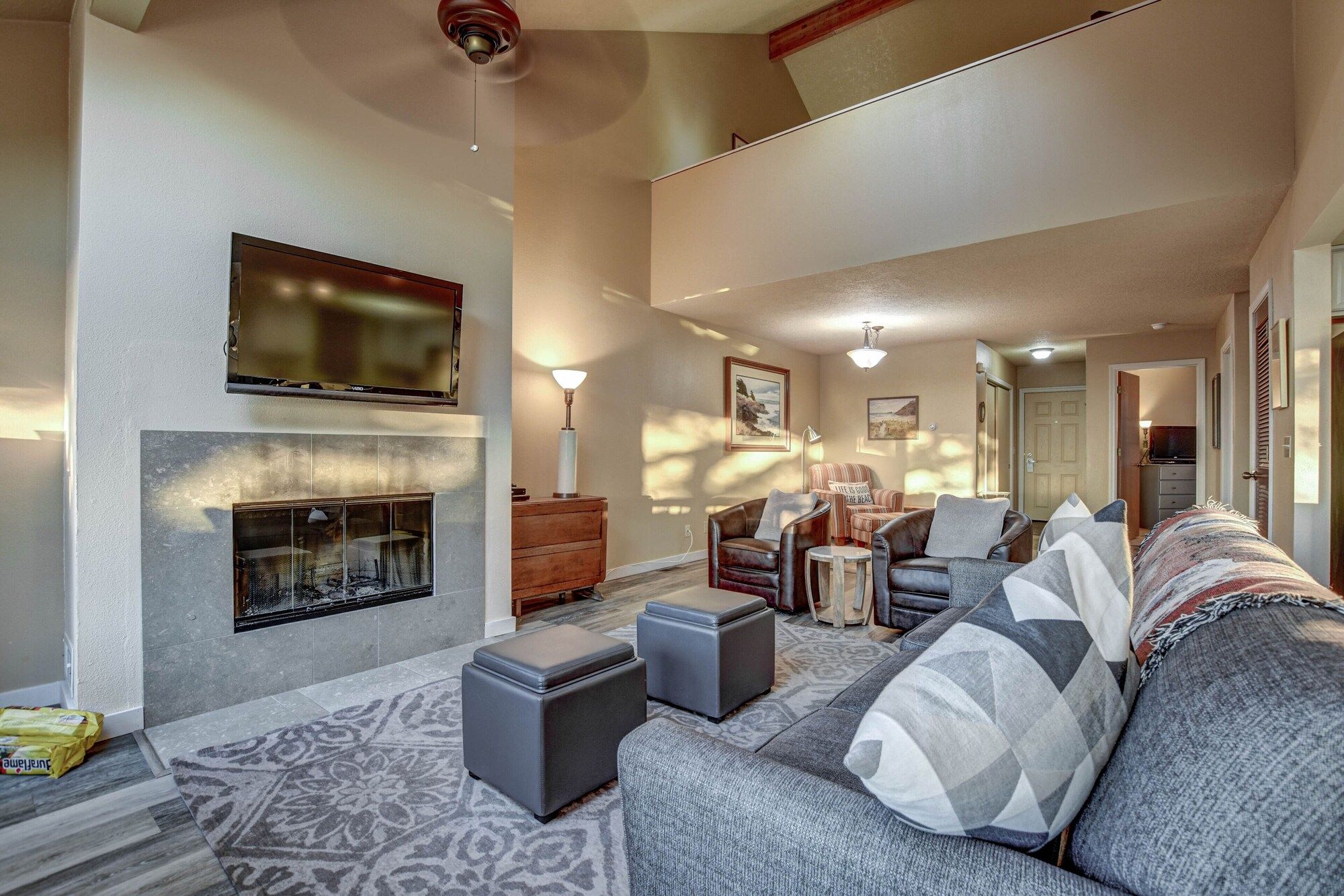 The Waves - קנון ביץ' - סלון