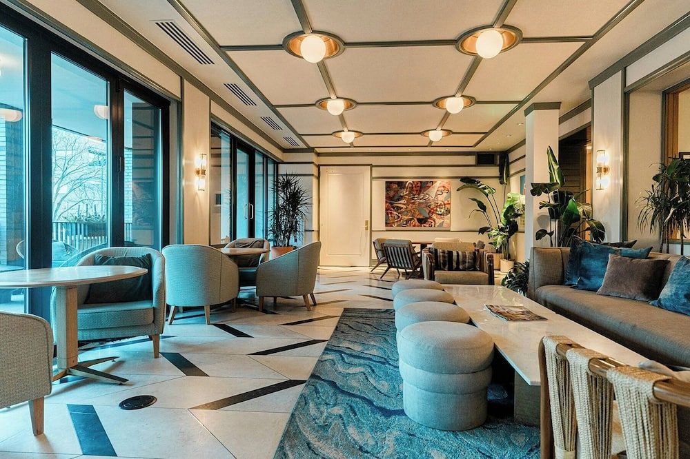 Clayton Hotel & Members Club - דנבר - טרקלין