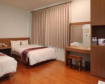Kai Cheng Inn - Yilan City - Bedroom