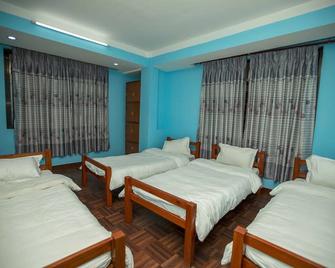 Famous House Kathmandu - Hostel - Kathmandu - Bedroom