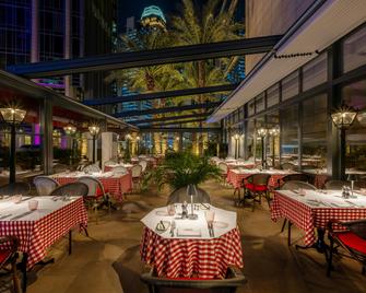 Le Méridien City Center, Doha - דוחה - מסעדה