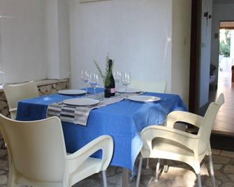 Beach Apartment Jakobus - Lumbarda - Dining room