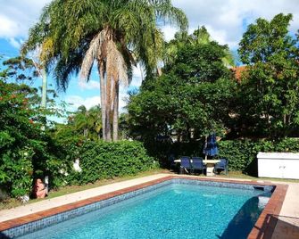 Tweed Heads Vegas Motel - Tweed Heads - Басейн