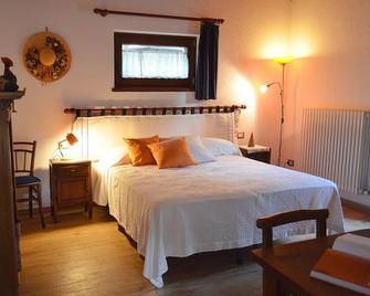 Charming, restored cottage sleeps 4 - Fontainamore - Habitación