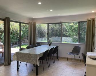 Moore River Cottage - Woodridge - Comedor