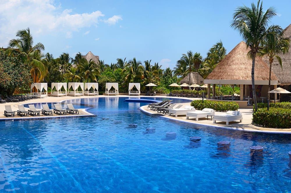 كاتالونيا بلايا ماروما – عرمامل جميع الخدمات