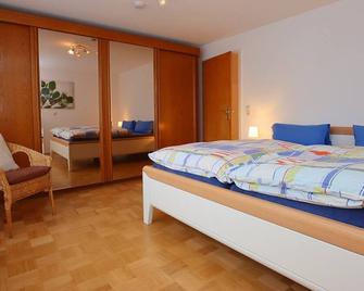 Apartment in the Black Forest with terrace - Villingen-Schwenningen - Schlafzimmer