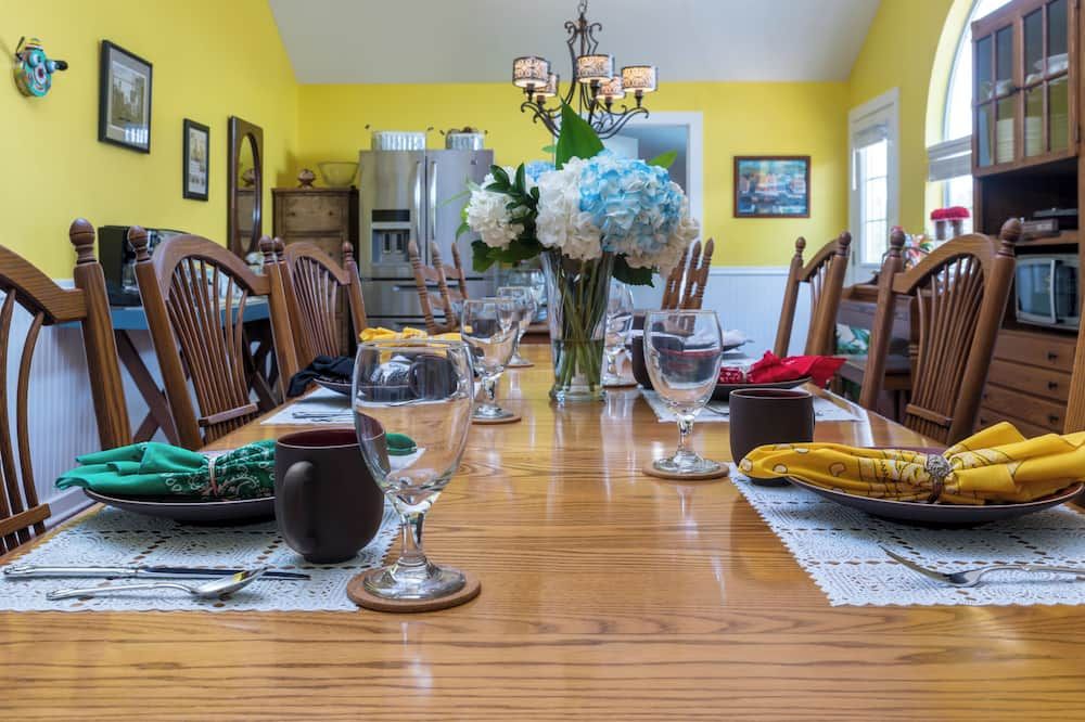 Yellow House B&B - Salado
