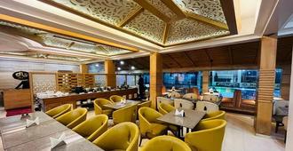 Spring Valley Resorts By Dls Hotels - Dharamshala - Restaurant