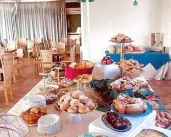 Hotel Lo Smeraldo - Oasi degli Olivi - Ventotene - Buffet
