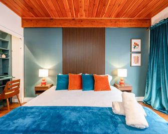 Stylish 3br Lincoln Park Townhouse, Rooftop Deck & King Suite - שיקאגו - חדר שינה