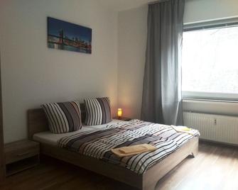 Big Apartments - Dortmund - Bedroom