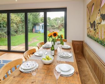 Frosthill Cottage - Newport - Dining room