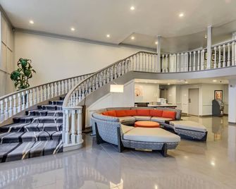 Radisson Hotel Salt Lake City Airport - סולט לייק סיטי - לובי