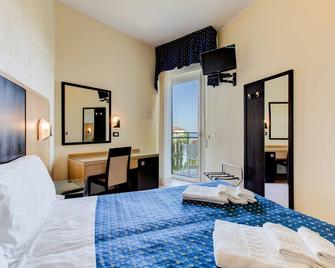 Hotel Verona - Villa Marina - Habitación