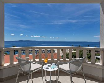 Hotel Laurentum - Tučepi - Balcon