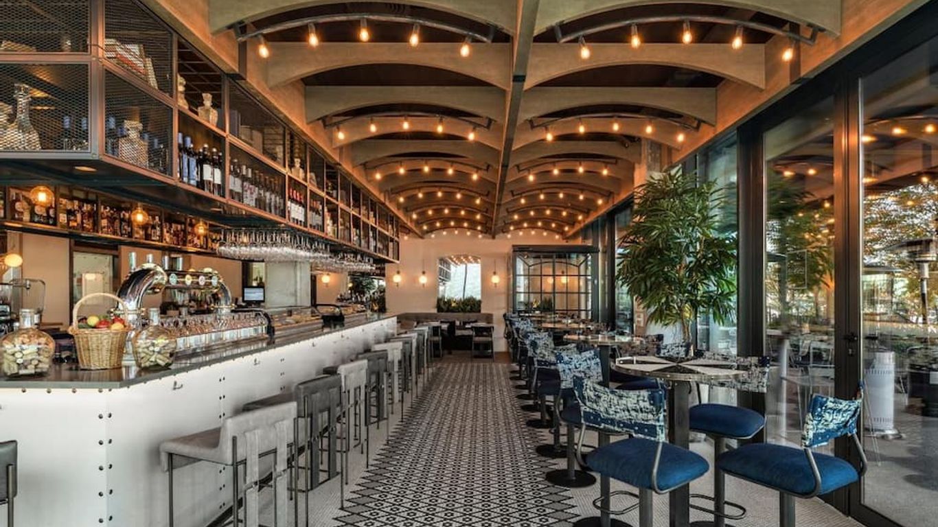 Hotel Aravaca Village