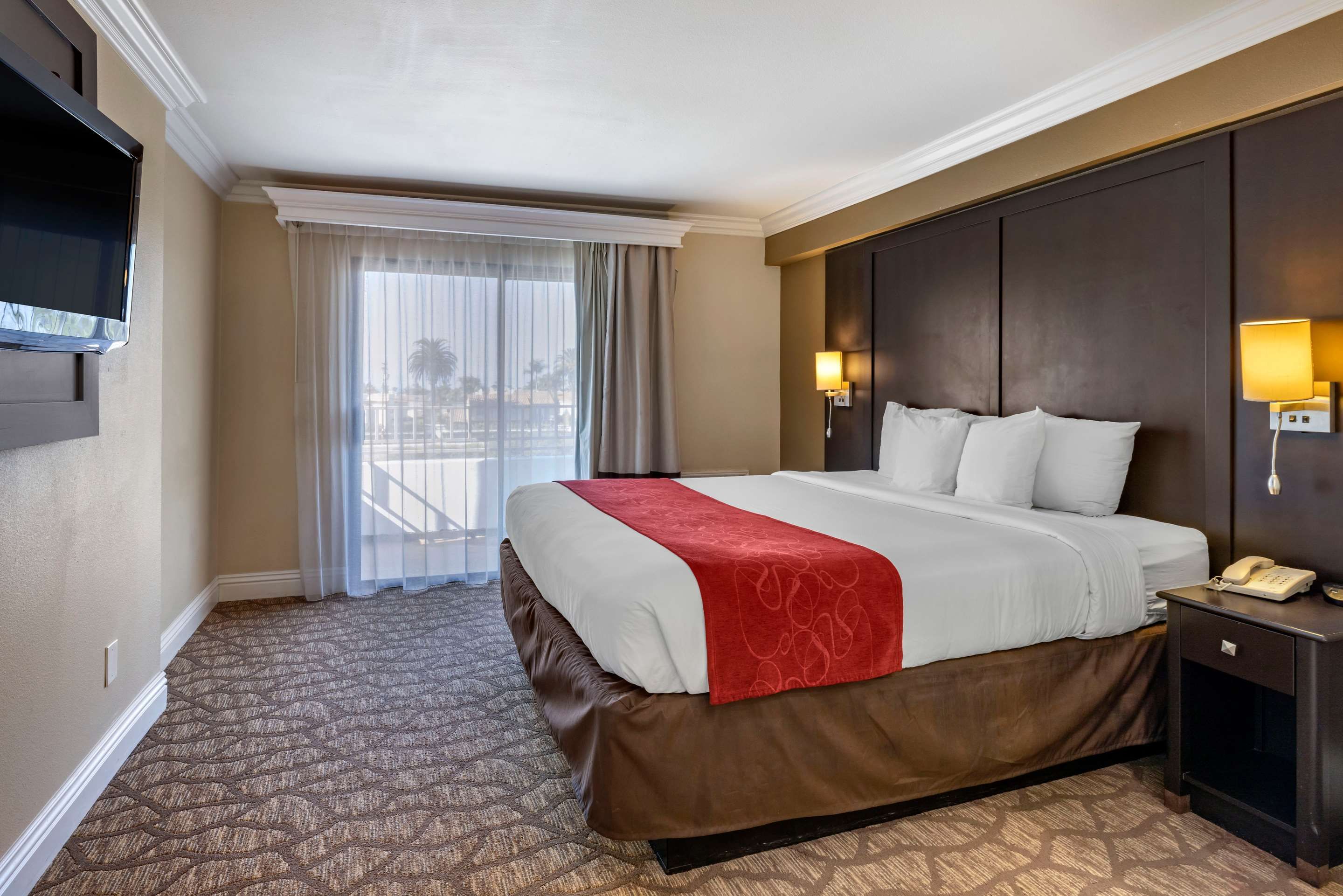 Comfort Suites San Clemente Beach - San Clemente - Bedroom