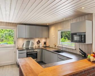 Holiday Home Harthwik - 1km from the sea by Interhome - Rømø Kirkeby - Küche