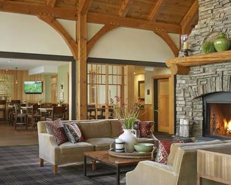 Green Mountain Suites Hotel - South Burlington - Lounge