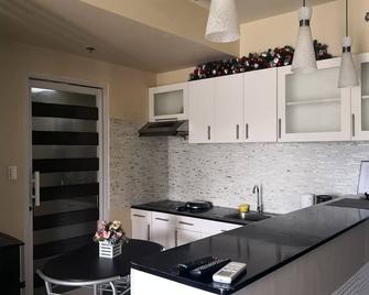 Centrio Tower Studio Unit - Cagayan de Oro - Kitchen