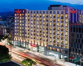 Ramada by Wyndham Jeju City Hall - Jeju City - Building