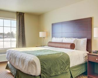 Cobblestone Inn & Suites - Steele - Steele - Bedroom
