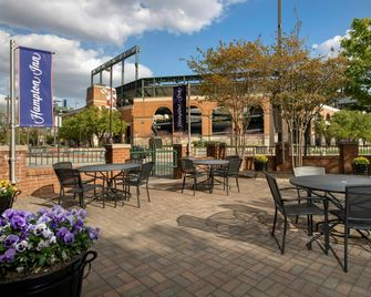 Hampton Inn Baltimore-Downtown-Convention Center - Baltimora - Patio