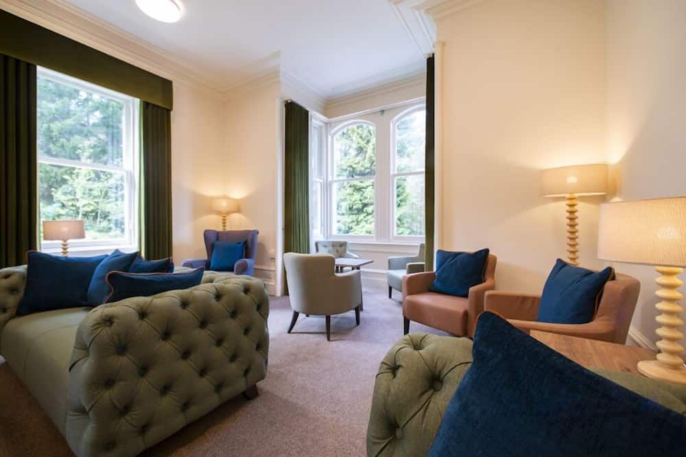 بريمار يوث هوستل - بالاتر - غرفة معيشة