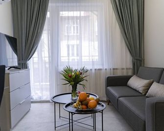 Coop Apartments, Sofia - Free Parking - Sofía - Sala de estar