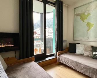 Le Balme Studio Wifi/Parking/Balcony - Chamonix - Living room