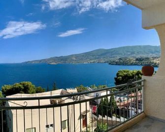 Fedra Apartments - Póros - Balcony