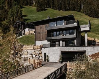 Onkl Xonna Premium Alpin Chalets - Hüttschlag - Gebäude