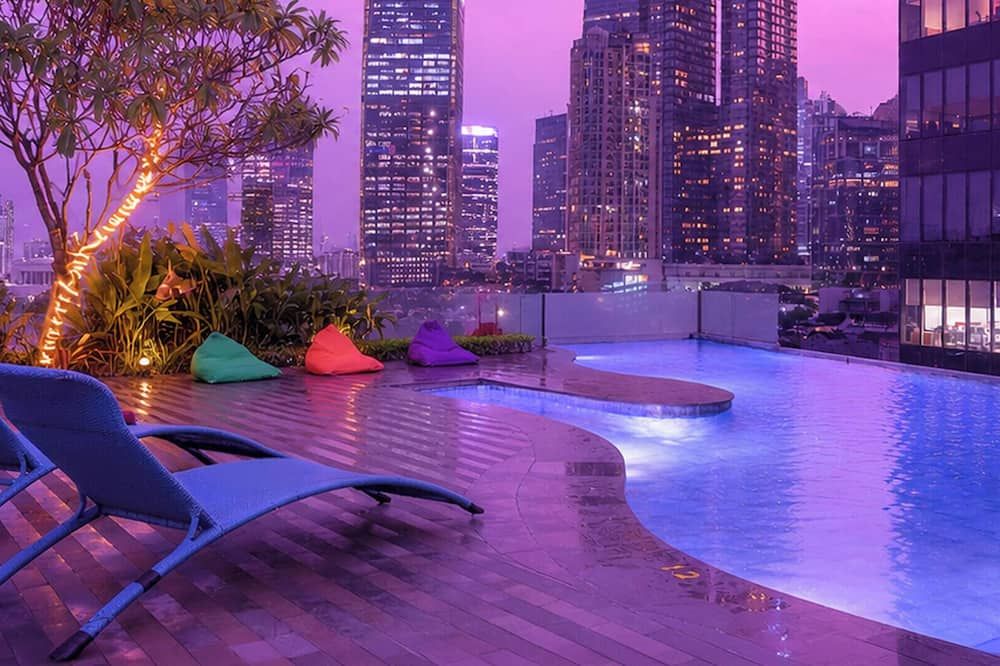 Manhattan Hotel Jakarta - ג'קרטה - בריכה