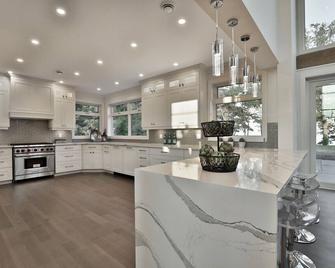 Waterfront Cottage on Lake Erie near Niagara Wine Region - Dunnville - Cocina