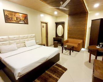 Hotel H.K. Continental - Amritsar - Habitación