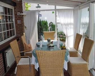 Hotel & Restaurant Bei Hölzchen - האנובר - חדר אוכל