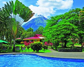 Arenal Country Inn - Fortuna - Havuz