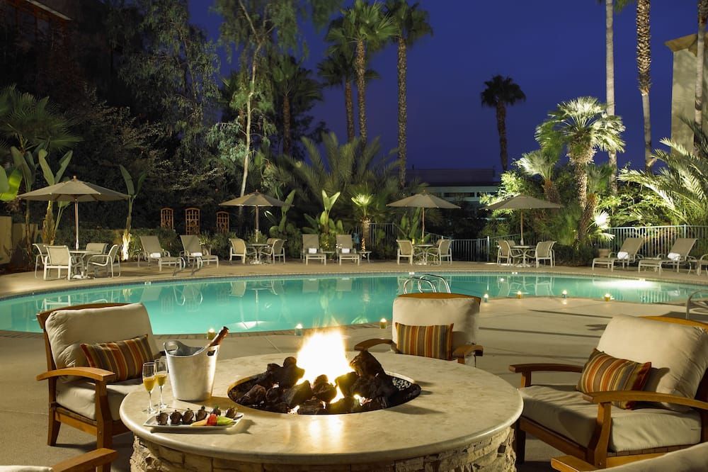 Pool view of Doubletree By Hilton San Diego Hotel Circle