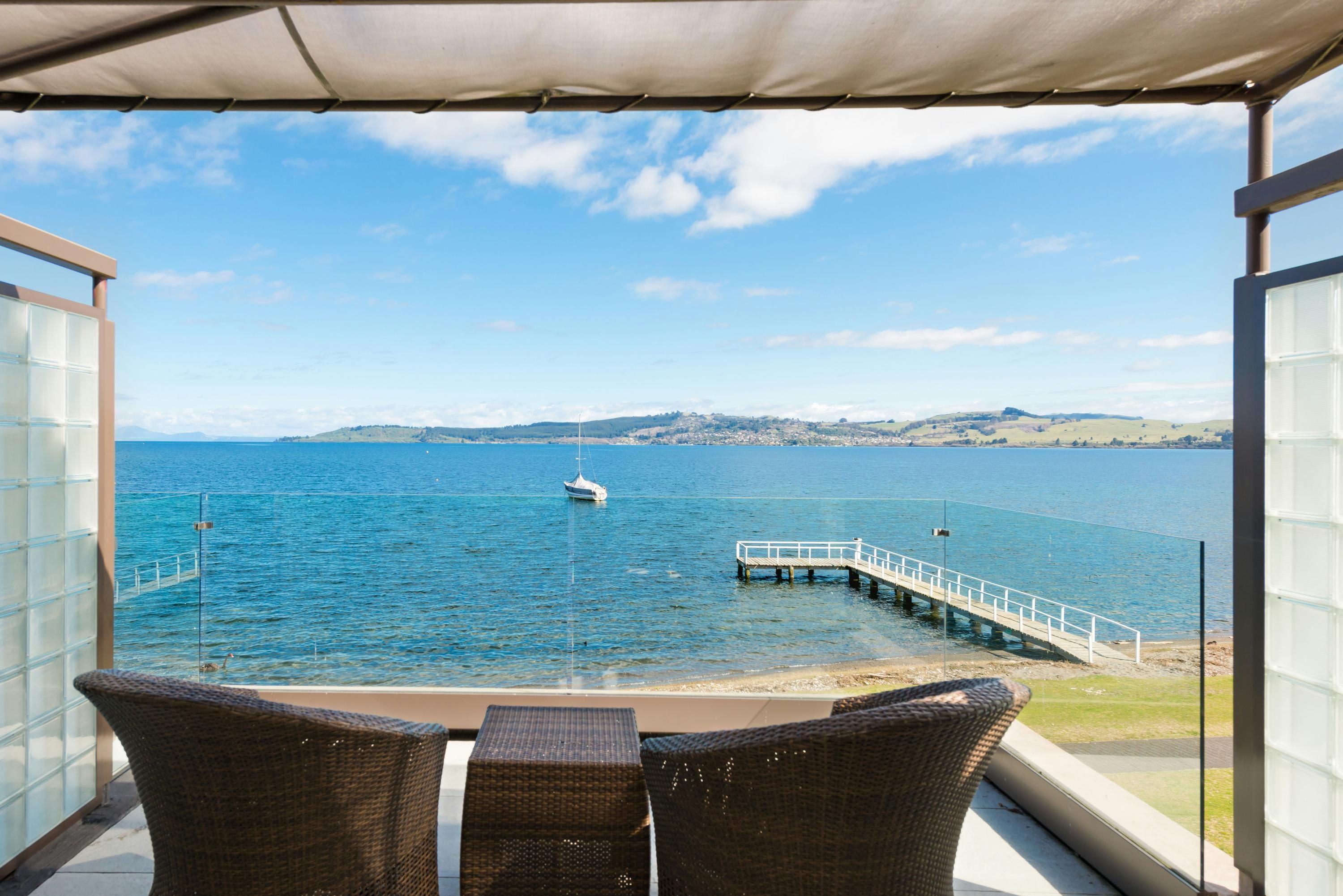 فندق ومنتجع ميلينيوم مانويلز تاوبو - تاوبو - شرفة