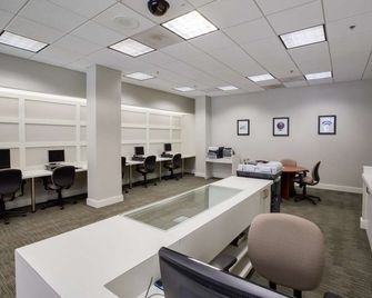 Nced Conference Center & Hotel - Norman - Liikekeskus