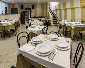 Hotel Lukas - Viareggio - Nhà hàng