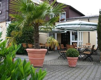 Landhotel Bergischer Hof Gmbh Marialinden - Overath - Patio